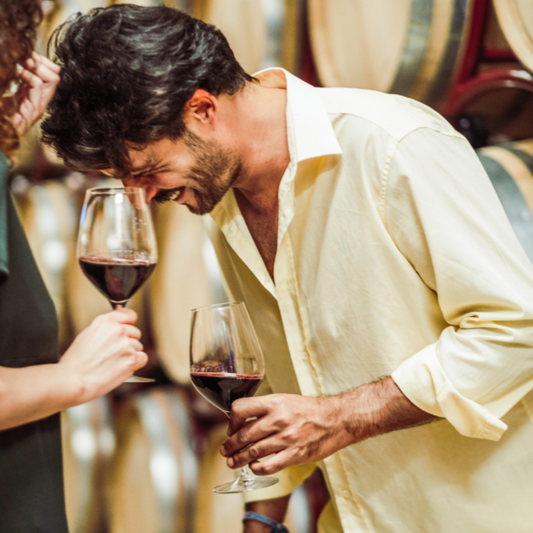 Cassetta elegante regalo vino con bicchieri tradizione